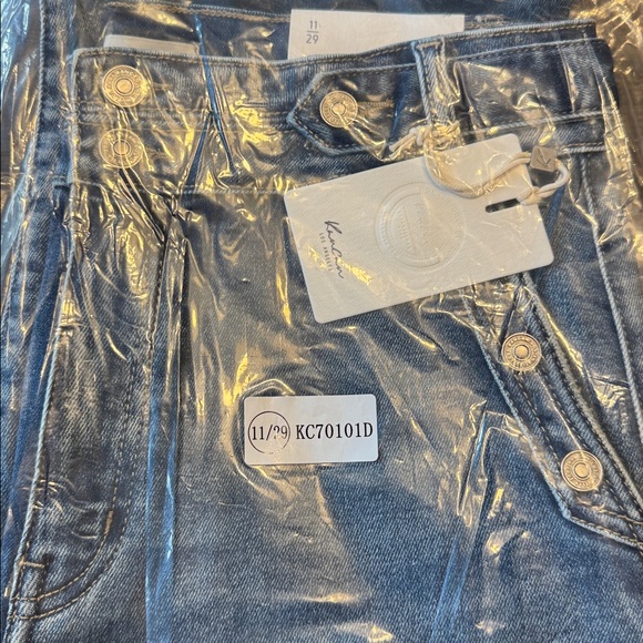 Kancan Kiery High Rise Flare Jeans Wide Hem and Button Detail on Pockets NWT - Picture 8 of 8